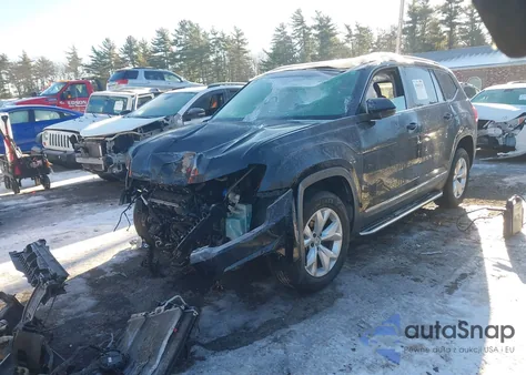 2018 Volkswagen Atlas 3.6L V6 Sel из США, поврежденный, VIN 1V2MR2CA5JC548033